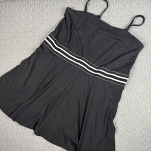 JoyLab Black Bathing Suit with Shorts and Pockets XL Flattering